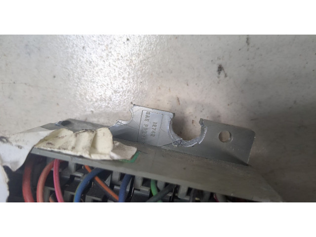 Блок предохранителей  Jeep Wrangler 1996-2006         