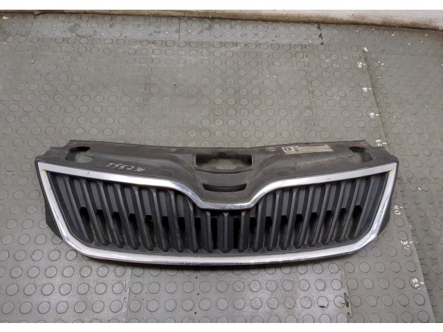 Решетка радиатора  Skoda Rapid 2012-2020          5JA853651, 5JA853607