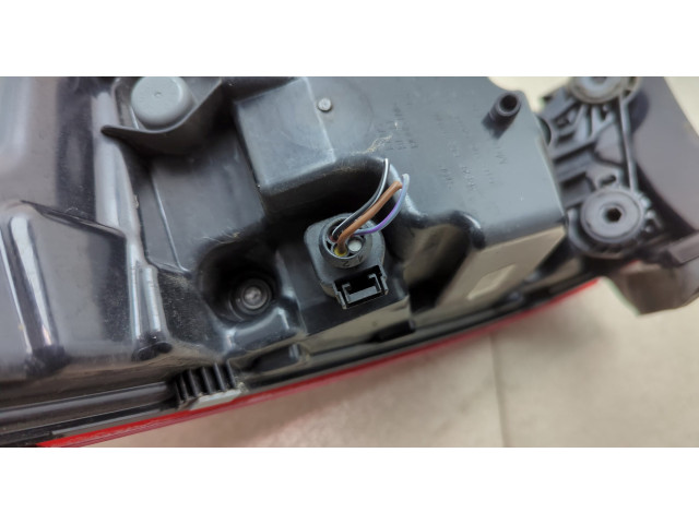 Задний фонарь 5E3945207