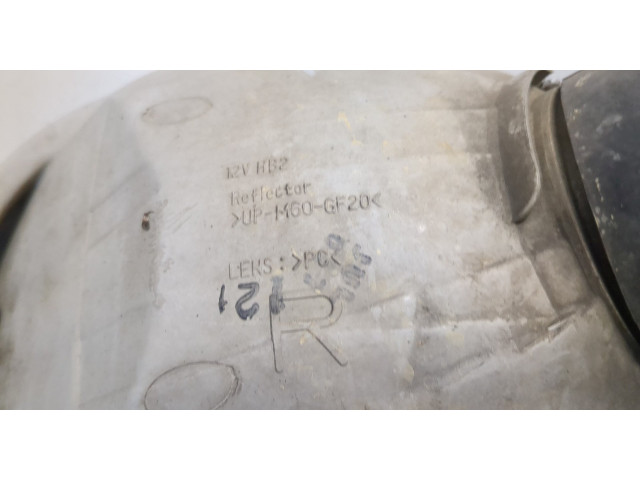 Фара передняя  Toyota Tundra 2000-2006 правая 