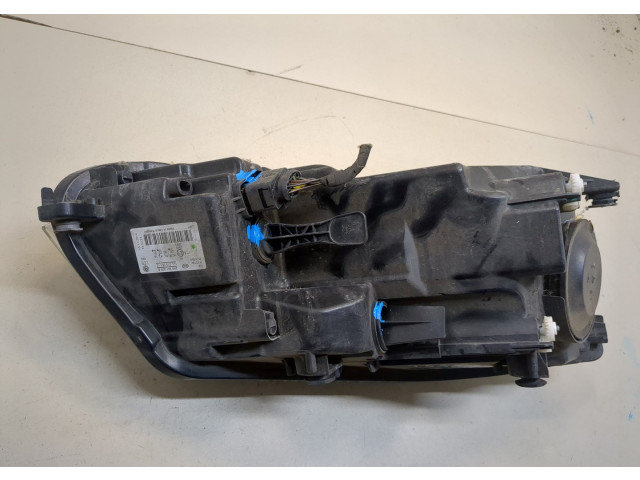 Фара передняя Volkswagen Caddy 2004-2015 левая