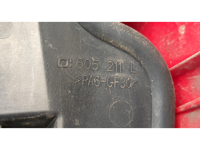 Задний фонарь          