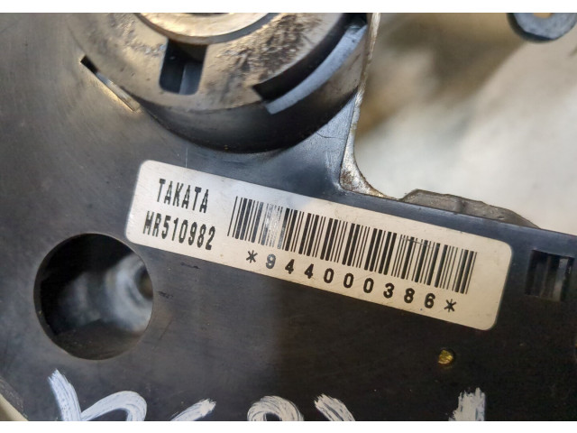 Руль Mitsubishi Pajero / Montero 2000-2006 MR510982