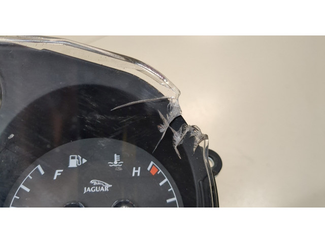 Панель приборов  Jaguar XJ 2003–2008            