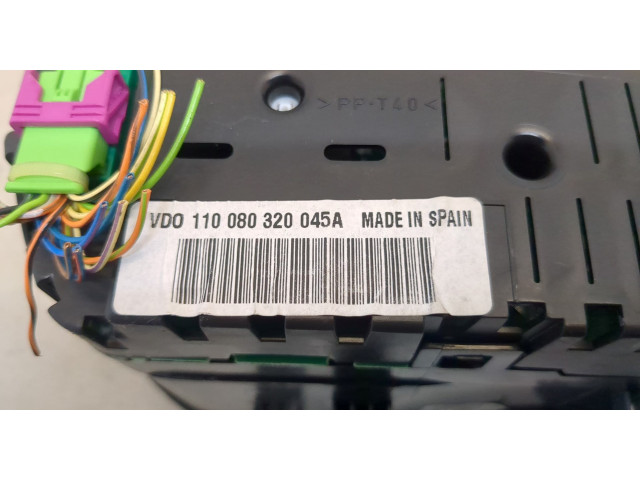 Панель приборов Volkswagen Polo 2005-2009