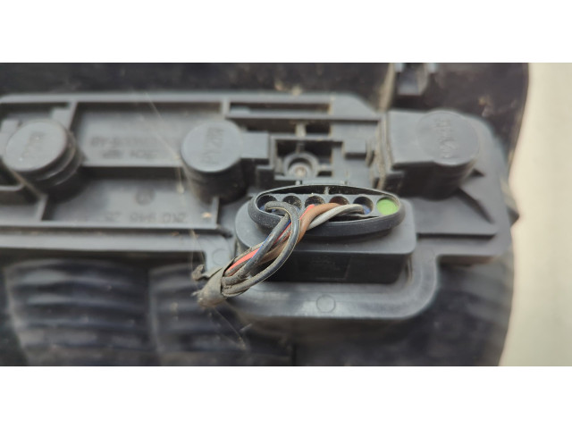 Задний фонарь 2K0945095P