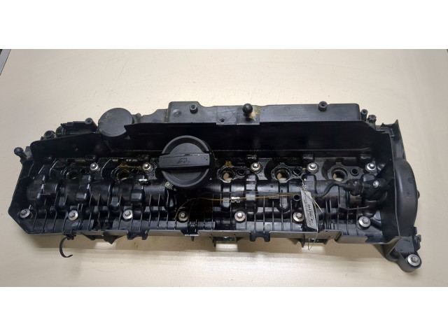 Клапанная крышка двигателя ДВС BMW 5 G30, G31 2016-2024