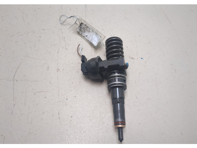 Форсунка топливная  Volkswagen Touareg 2002-2007    07Z130073F     