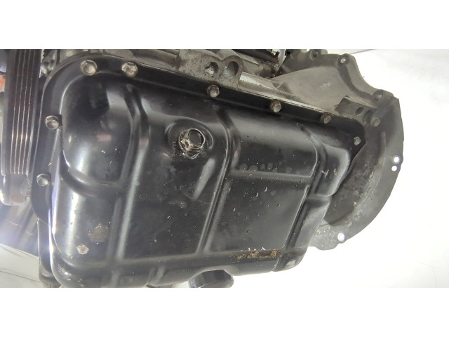 Клапанная крышка двигателя ДВС Mitsubishi ASX 1.6