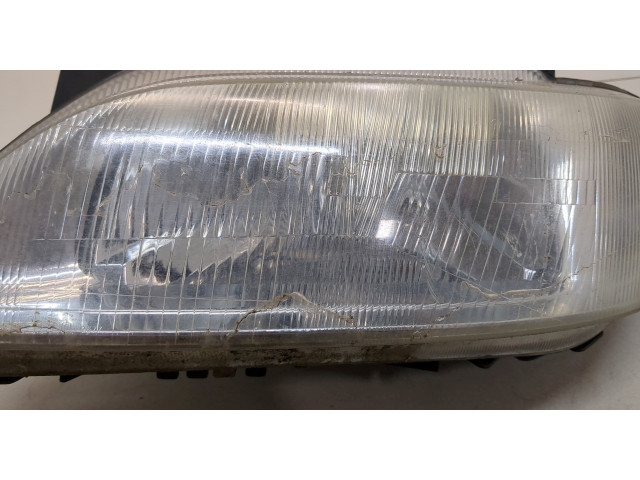 Фара передняя  Citroen Xsara 1997-2000 левая 