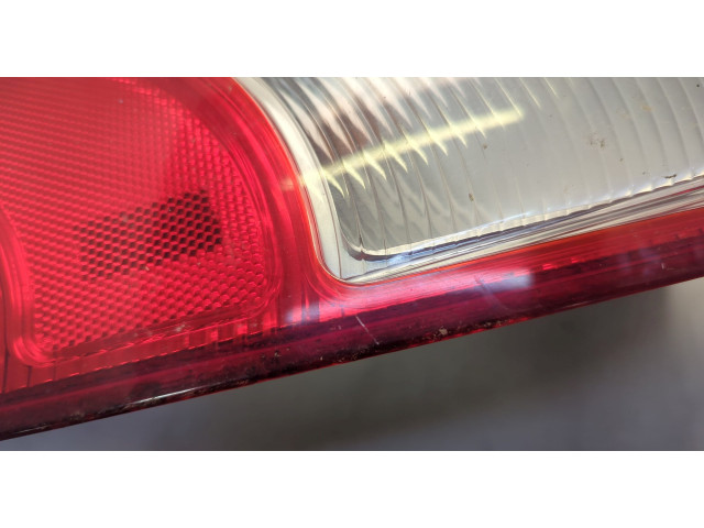 Задний фонарь          