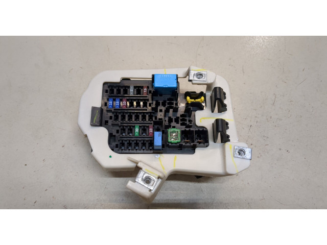 Блок предохранителей Cadillac ATS 2012-2014