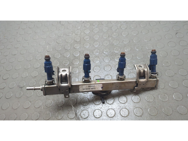 Форсунка топливная Mazda Tribute 2007-2012