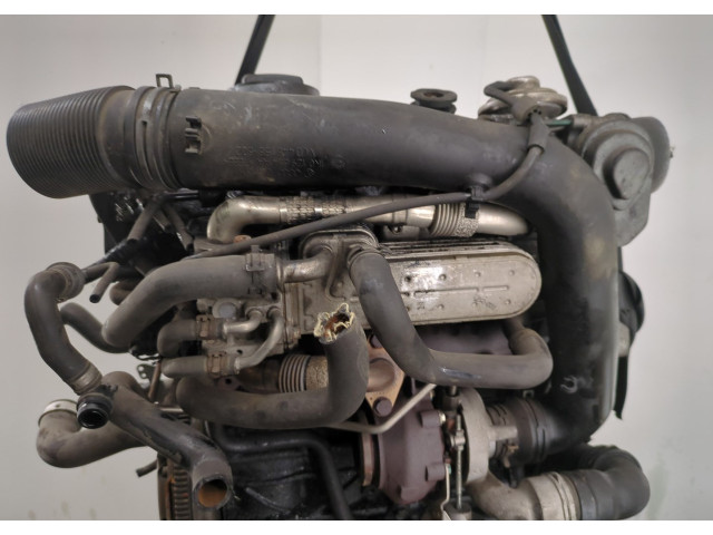 Форсунка топливная Volkswagen Touran 2003-2006 038130073AG