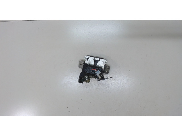 Замок багажника Mitsubishi Colt 2004-2008