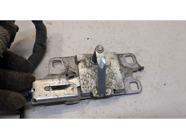 Замок багажника  Audi A8 (D3) 2002-2010       