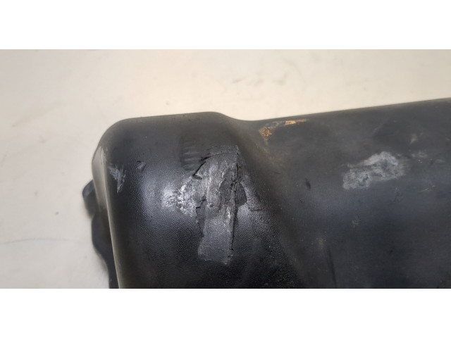 Клапанная крышка двигателя ДВС  Jeep Grand Cherokee 2004-2010 3.7     