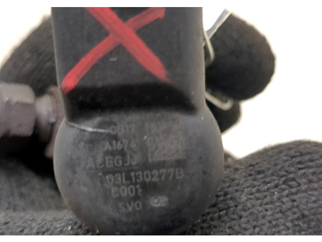 Форсунка топливная Skoda Rapid 2012-2020 03L130277S