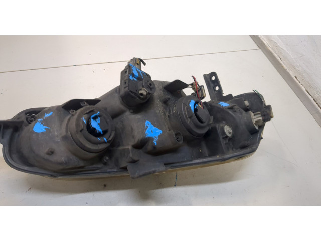 Фара передняя Honda HRV 1998-2006 левая