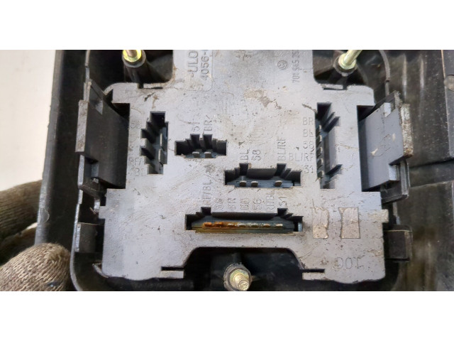 Задний фонарь     7D1945257     