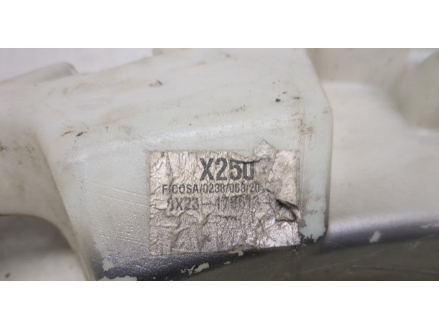 Бачок омывателя Jaguar XF 2007–2012 3