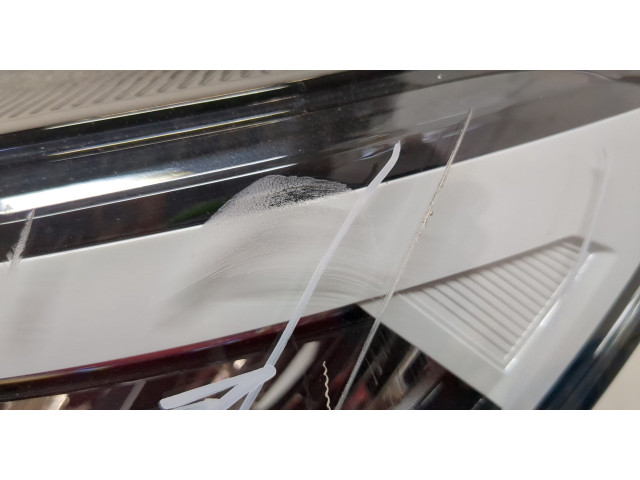 Фара передняя  Volkswagen ID.4 левая 