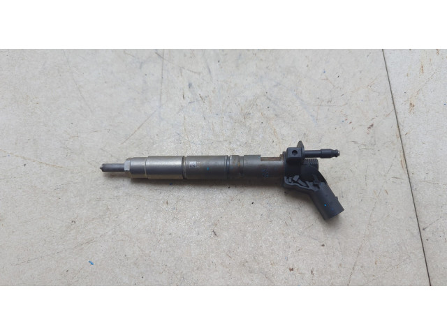 Форсунка топливная Jeep Grand Cherokee 2004-2010 5175827AB