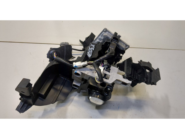 Фара передняя Mazda 3 (BP) 2019- правая