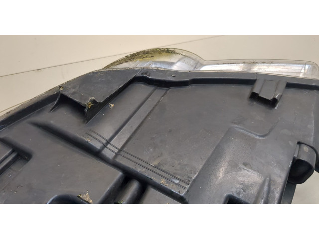 Фара передняя  Volkswagen Passat 6 2005-2010 правая 