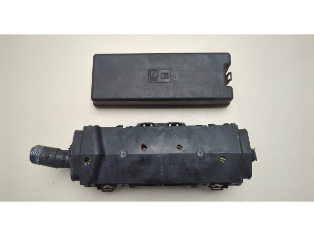 Блок предохранителей  Lincoln Navigator 2006-2014         