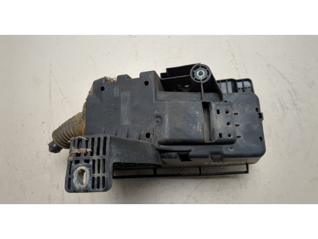 Блок предохранителей  Volvo XC90 2002-2014      30728132   