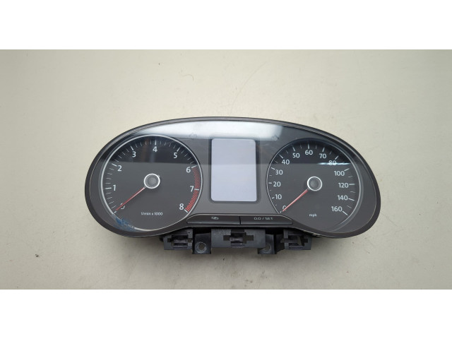 Панель приборов Volkswagen Polo 2009-2014