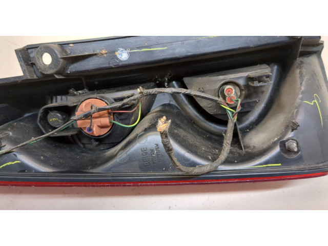 Задний фонарь 265509U000