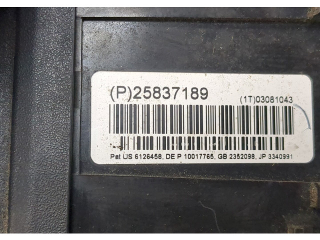 Блок предохранителей Cadillac STS 2004-2011 25954993, 25837189, 25891908 3.6