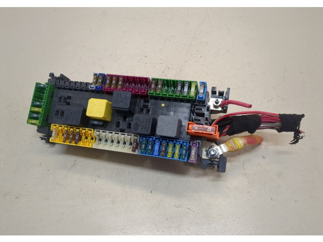 Блок предохранителей  Mercedes GL X166 2012-2016         