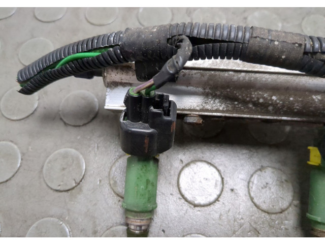 Форсунка топливная  Volvo V70 2001-2008         