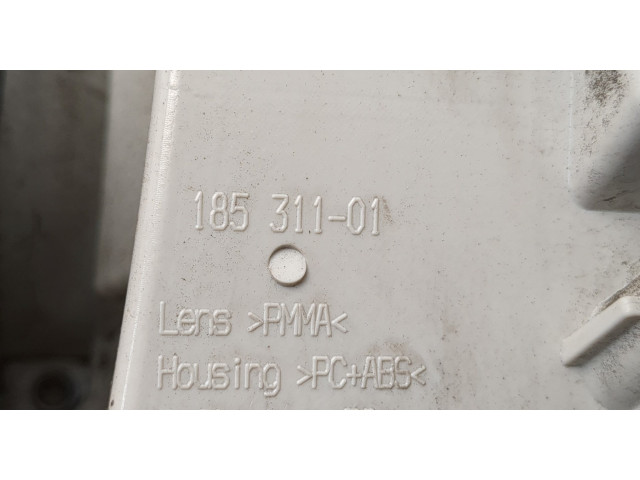 Задний фонарь          