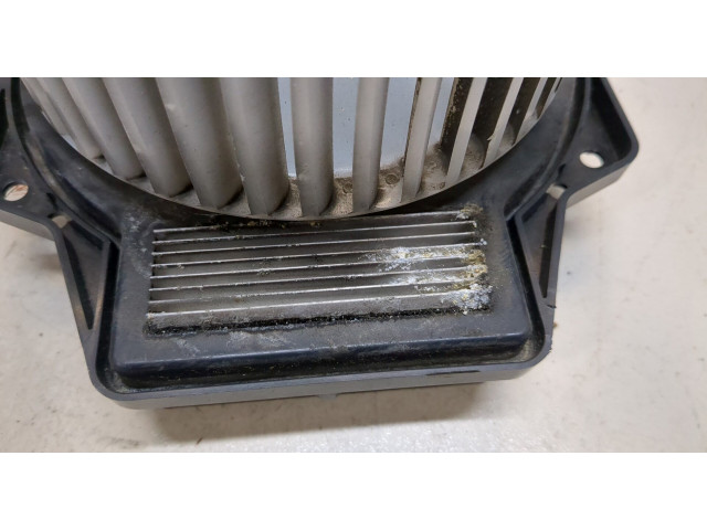 Моторчик печки Subaru Forester (S10) 1998-2002