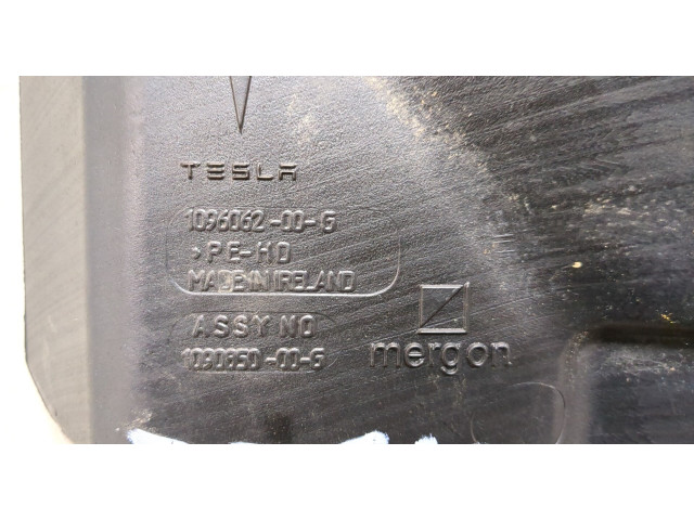 Бачок омывателя Tesla Model 3 109606200g