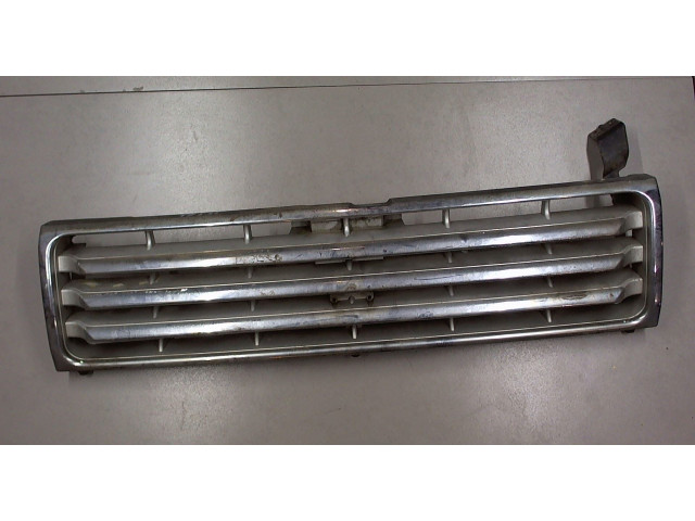 Решетка радиатора Mitsubishi Pajero 1990-2000 3.5 MB831060