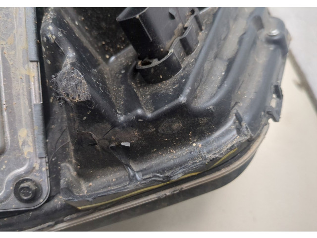 Фара передняя  Ford Explorer 2019-2025 левая 