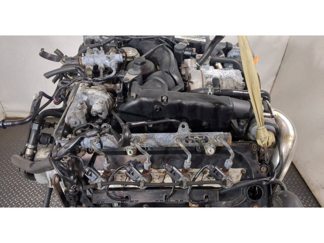 Форсунка топливная  Audi A8 (D3) 2002-2005         