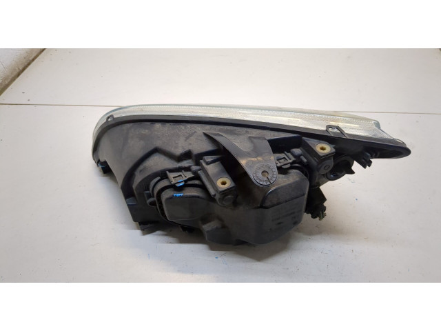 Фара передняя  Ford Focus 2 2005-2008 правая 