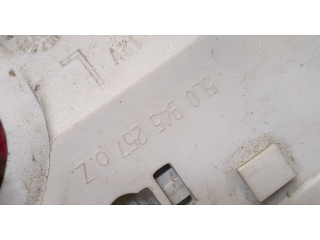 Задний фонарь     5L0945095, 5L0945111     