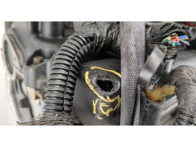 Форсунка топливная Jeep Liberty 2002-2006