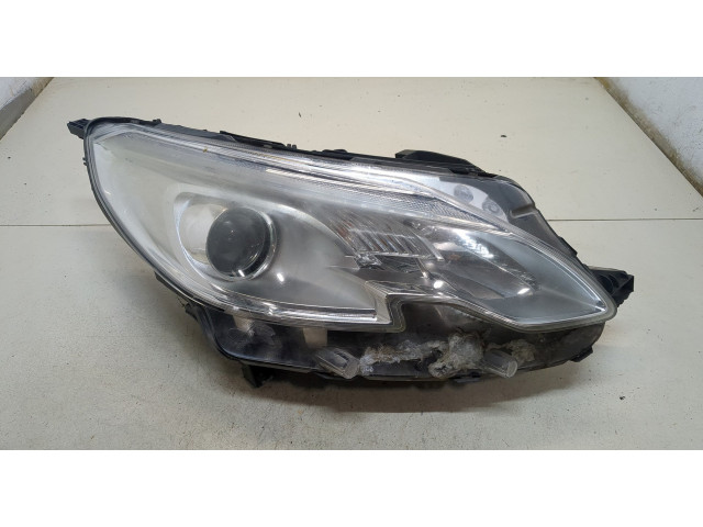 Фара передняя Peugeot 2008 2013-2016 правая