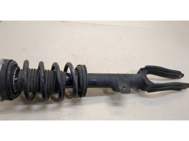 Стойка амортизатора Alfa Romeo Giulia 2015- 50557145