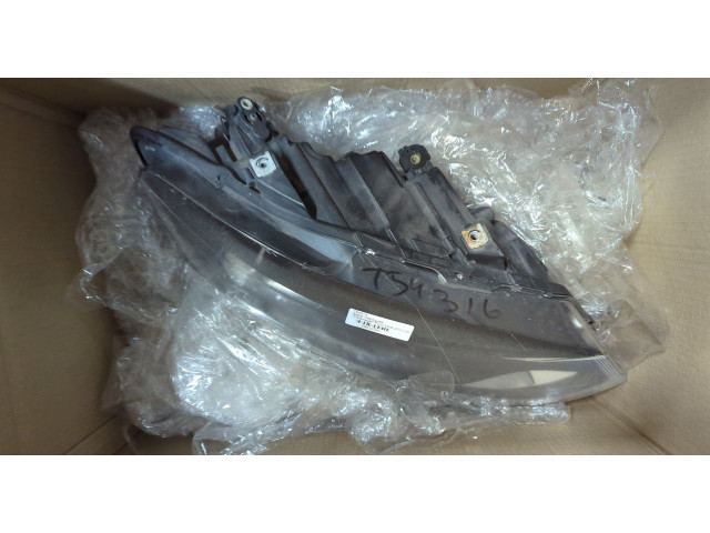 Фара передняя Volkswagen Polo 2009-2014 правая