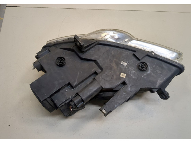 Фара передняя  Volkswagen Passat 6 2005-2010 правая 