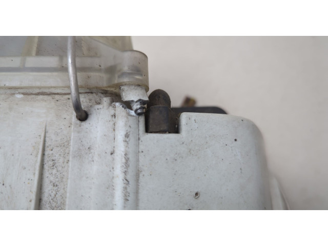 Фара передняя Skoda Octavia (A5) 2004-2013 левая